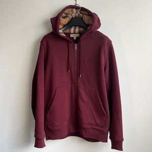 Burberry Mens maroon hoodie in XL